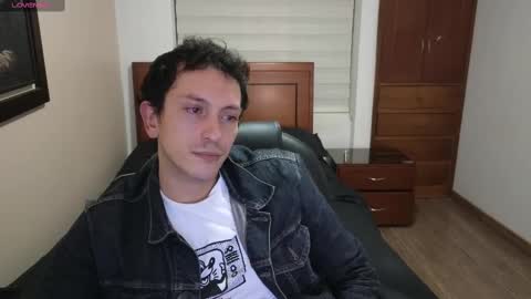 Snapshot of danruiz33 chatting on 18, 2, 2025 Dan online show from 18, 2, 2025