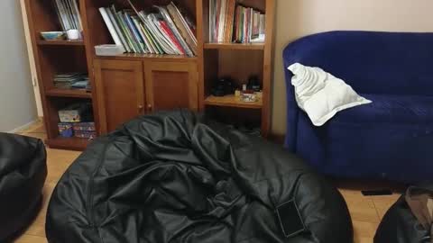 Snapshot of danruiz33 chatting on 2, 10, 2025 Dan online show from 2, 10, 2025