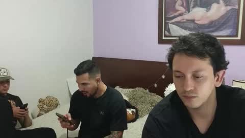 Snapshot of danruiz33 chatting on 12, 11, 2025 Dan online show from 12, 11, 2025