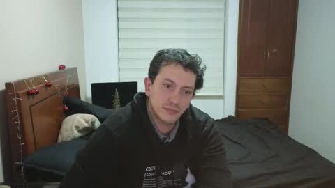 Snapshot of danruiz33 chatting on 8, 1, 2026 Dan online show from 8, 1, 2026