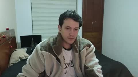 Snapshot of danruiz33 chatting on 11, 1, 2026 Dan online show from 11, 1, 2026