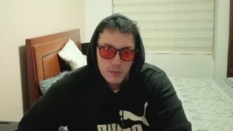 Snapshot of danruiz33 chatting on 12, 6, 2026 Dan online show from 12, 6, 2026