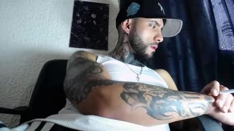 Snapshot of dante_d_angelo_ chatting on 6, 10, 2025 dante_d_angelo_ online show from 6, 10, 2025