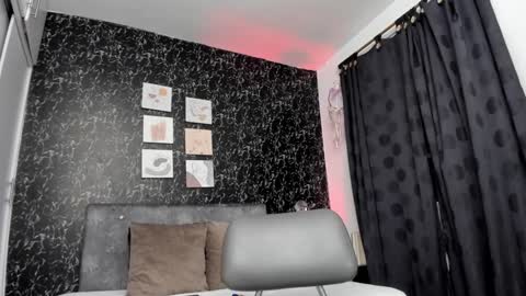 Snapshot of dante_sstrong chatting on 12, 1, 2025 Dante Sstrong online show from 12, 1, 2025