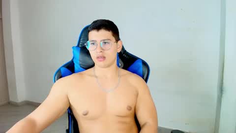 Snapshot of dantraxx chatting on 6, 3, 2026 Dantraxx online show from 6, 3, 2026