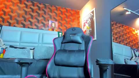 Snapshot of dany_dryy chatting on 8, 3, 2025 Dany online show from 8, 3, 2025