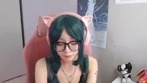 danyelleeyermann online show from 5, 5, 2026