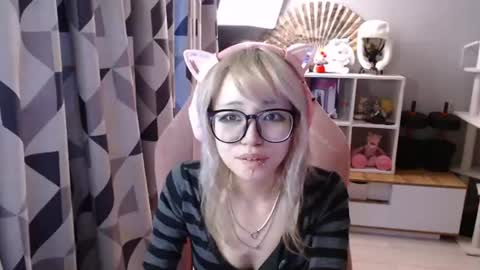 Snapshot of danyelleeyermann chatting on 25, 6, 2026 danyelleeyermann online show from 25, 6, 2026