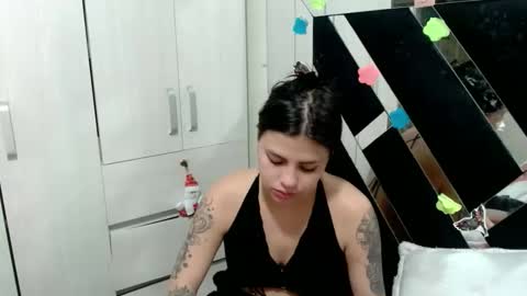 daphne877046 online show from 24, 2, 2026