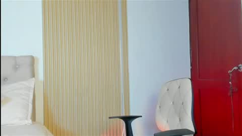 Antonella Mora online show from 1, 6, 2026