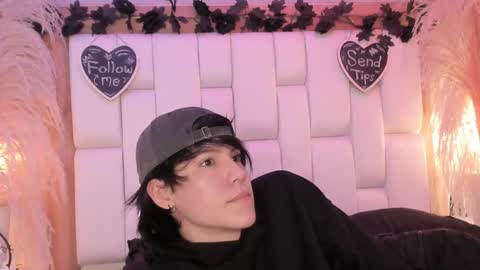 daphne_and_roger online show from 15, 4, 2026