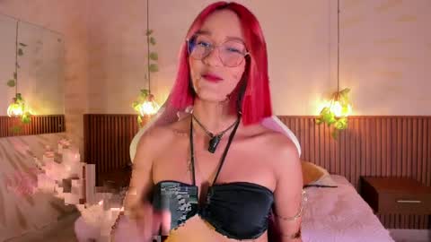 Daphne online show from 8, 4, 2026