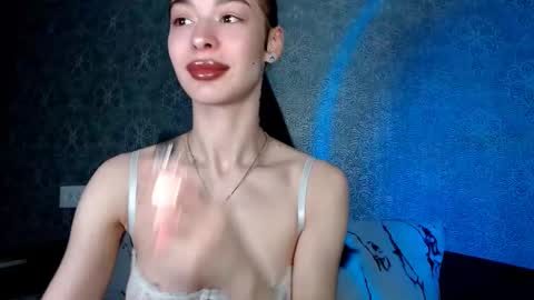 Daphne Darkthorn online show from 13, 1, 2026