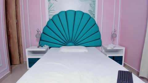 Snapshot of daphne_fox_ chatting on 5, 1, 2025 Daphne  online show from 5, 1, 2025