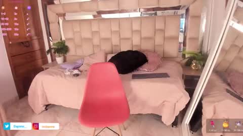 Daphne online show from 27, 10, 2025