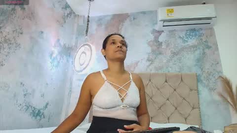 Snapshot of darcymoore_ chatting on 5, 10, 2025 darcymoore_ online show from 5, 10, 2025