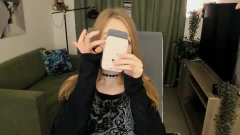 Snapshot of dariatate chatting on 7, 7, 2026 Daria Tate online show from 7, 7, 2026