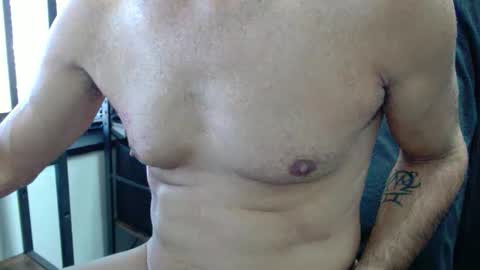 Snapshot of daringdee75 chatting on 7, 1, 2025 DaringDee75 online show from 7, 1, 2025