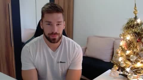 darius_94 online show from 1, 12, 2025