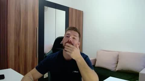 darius_94 online show from 27, 3, 2026