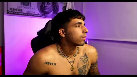 Darius Phoenix  online show from 11, 2, 2025