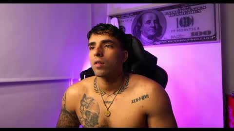 Darius Phoenix  online show from 13, 2, 2025