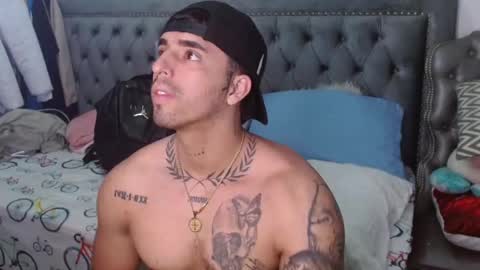 Darius Phoenix  online show from 19, 2, 2025