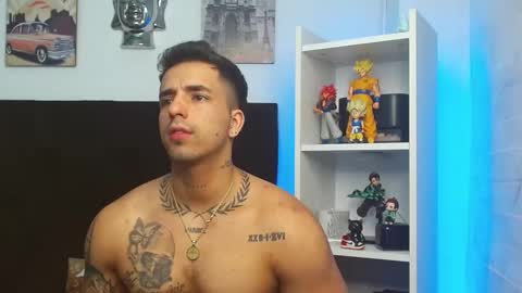 Darius Phoenix  online show from 28, 2, 2025