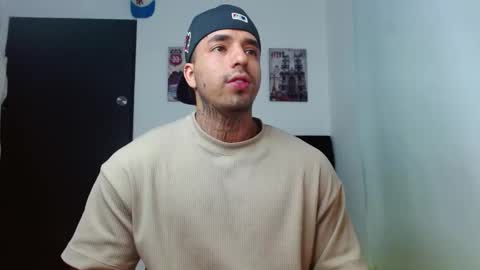 Darius Phoenix  online show from 22, 9, 2025