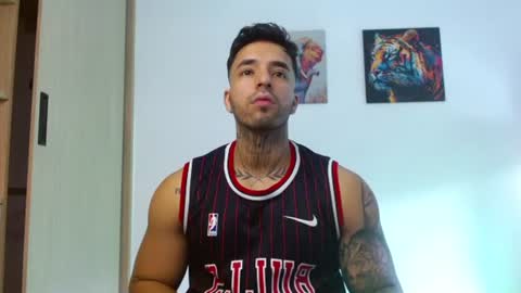 Snapshot of darius_phoenix chatting on 4, 7, 2026 Darius Phoenix online show from 4, 7, 2026