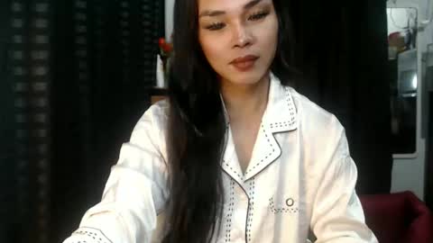 Snapshot of dark_angelxxx94 chatting on 4, 11, 2025 yushico online show from 4, 11, 2025