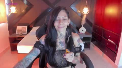 M I K A E L A online show from 22, 9, 2025