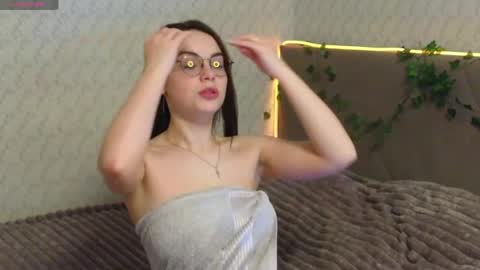 Snapshot of dark_honey_ chatting on 27, 3, 2026 Nova online show from 27, 3, 2026