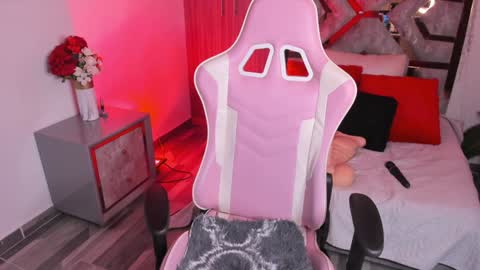 Snapshot of dark_madison chatting on 12, 12, 2024 CELESTE online show from 12, 12, 2024