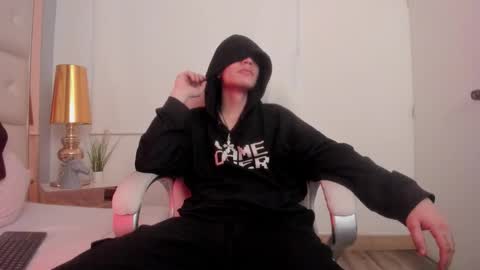 dark_sun333 online show from 11, 11, 2025