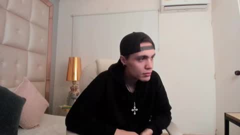 dark_sun333 online show from 12, 1, 2026