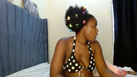 Snapshot of dark_tiffany chatting on 16, 4, 2026 Tiff online show from 16, 4, 2026