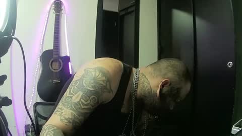 darkclothes online show from 8, 2, 2025