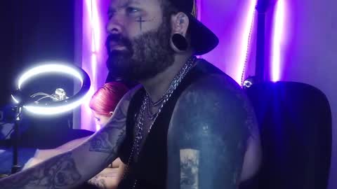 darkclothes online show from 4, 3, 2025