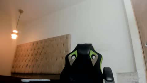 darkknightx01 online show from 8, 3, 2026