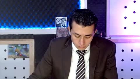 DARKO0717 online show from 6, 1, 2025