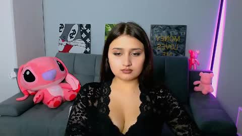 Snapshot of darksidelove_ chatting on 15, 4, 2026 Amelie online show from 15, 4, 2026