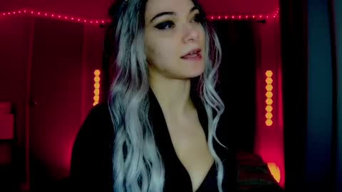 Snapshot of darkskullmistress chatting on 26, 5, 2026 roseredgoddess online show from 26, 5, 2026