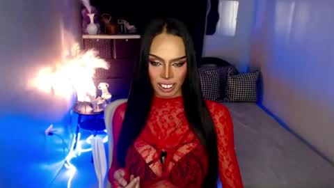 Snapshot of darksoul_mistress chatting on 28, 4, 2026 HAPPY BIRTHDAY MISTRESS MADRIANA online show from 28, 4, 2026