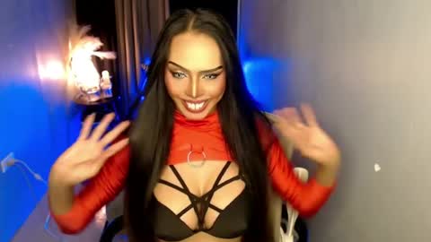 Snapshot of darksoul_mistress chatting on 9, 6, 2026 HAPPY BIRTHDAY MISTRESS MADRIANA online show from 9, 6, 2026