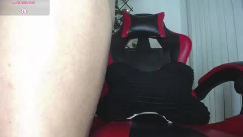 Snapshot of darkviper26 chatting on 5, 4, 2026 darkviper26 online show from 5, 4, 2026