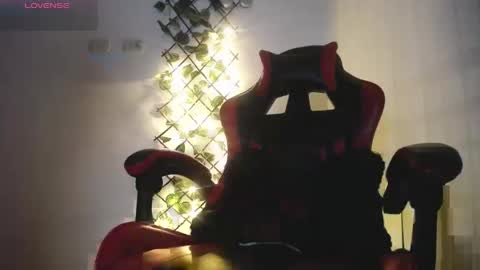 Snapshot of darkviper26 chatting on 5, 4, 2026 darkviper26 online show from 5, 4, 2026