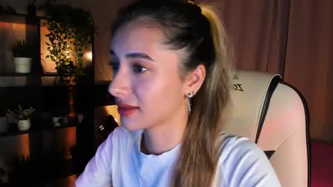 Belle online show from 21, 9, 2025