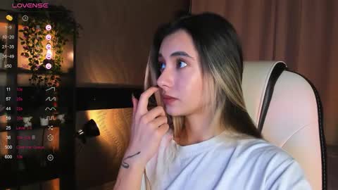 Belle online show from 23, 11, 2025