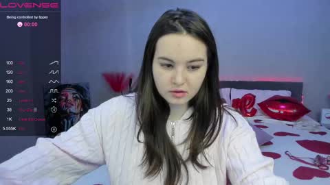 darlenedolce online show from 22, 2, 2025